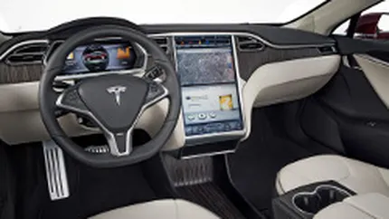 Fondatorul Tesla Motors: Lumea are nevoie de sute de gigafabrici de baterii litiu-ion