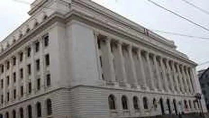 Cine mai intra in cursa pentru CA al BNR, alaturi de Isarescu, Daianu si Danila