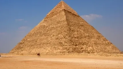 Vrei sa vezi piramidele in vacanta? Vezi programul charterelor catre Egipt