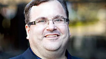 Fondatorul LinkedIn vorbeste despre cum au ajuns companiile sa isi bata joc de angajati