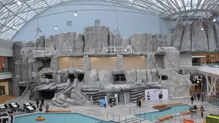 Cel mai mare mall din Bucuresti, amendat pentru ca a luat bani abuziv pentru parcare