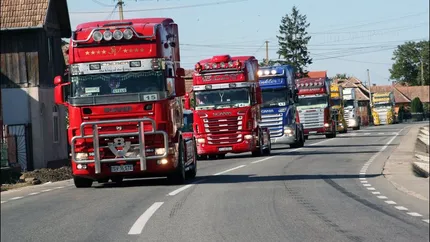 Amenintati cu amenzi de 30.000 euro si inchisoare, transportatorii romani cer Frantei sa iasa din UE