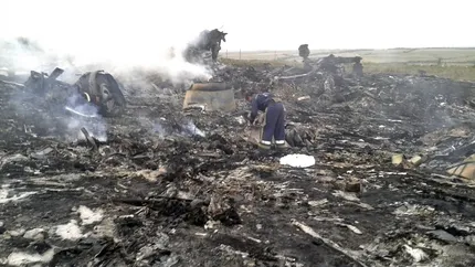 Primul raport dupa prabusirea zborului MH17: A fost strapuns de numeroase obiecte cu mare viteza