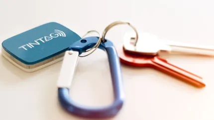 Doi romani au creat un dispozitiv care localizeaza orice