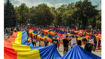 Modul original prin care tineri din Tiraspol militeaza pentru Unire de ziua lui Mihai Eminescu