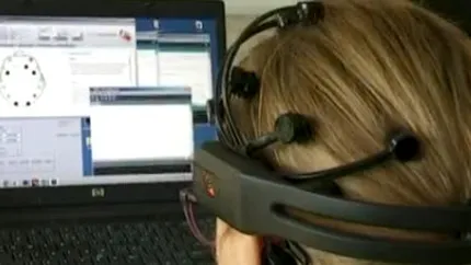 Tehnologia dezvoltata de 3 romani, care te ajuta sa misti un obiect cu privirea