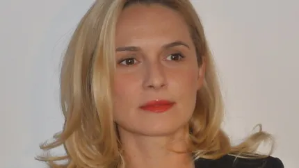 De la banking la medicina: Povestea romancei care vrea sa elimine granitele in tratarea cancerului