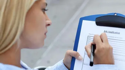 Angajata din Romania, concediata fara temei, a primit salariu compensatoriu pe 2 ani