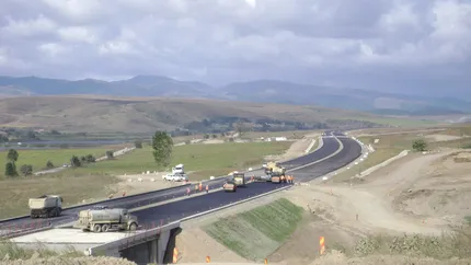 CNADNR: Constructorii Autostrazii care o ia la vale trebuie sa remedieze orice defecte