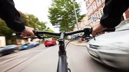 Franța plătește angajații care merg la serviciu cu bicicleta