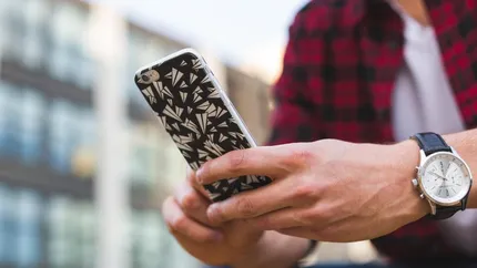 Suprematia telefoanelor inteligente: de cate ori vom interactiona cu ele in 2023