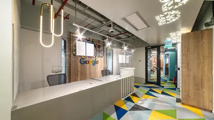 Noul birou Google din București a fost decorat cu simboluri tradiționale românești. Imagini din interiorul sediului din Piața Unirii