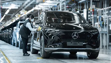 Mercedes reduce utilizarea gazului natural în fabricile companiei din Germania și pariază pe energia eoliană