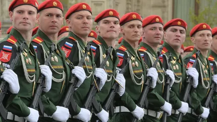 Vladimir Putin a amânat stagiu militar anul acesta. Centrele de recrutare sunt suprapopulate