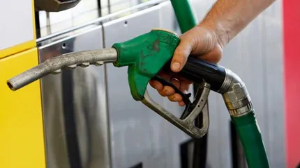 Scumpirile carburanţilor din ultima lună anulează subvenţia de la Guvern