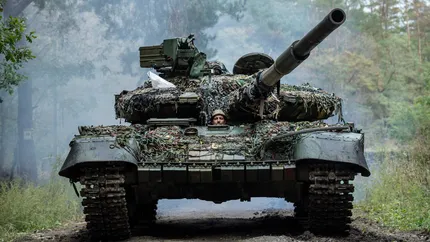 Puterea Ucrainei surprinsă din dronă! O singură lovitură a fost fatală pentru tancul rusesc