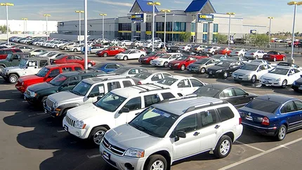 Afacerile din comerțul cu mașini au crescut cu 5,4% în primele zece luni. Cu ce procent s-au majorat serviciile de piață