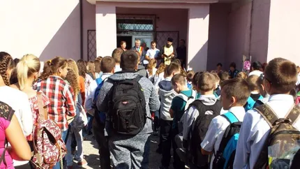 Directoarea unei școli din Bacău a refuzat să invite copiii de etnie maghiară la festivitățile de 1 Decembrie. „Ăia sunt unguri! Sărbătoresc pe 14 martie”