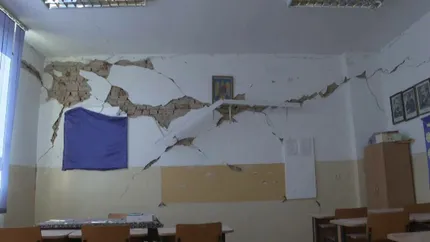 Cutremurele din Gorj au distrus majoritatea şcolilor şi grădiniţelor din județ