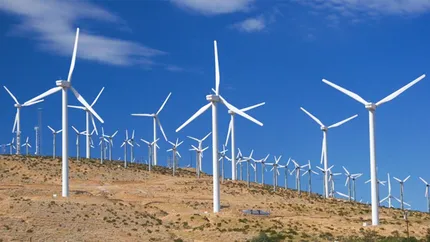 Vântul puternic a făcut ca producția de energie eoliană a României să crească vertiginos și să meargă la export în Ungaria și Bulgaria
