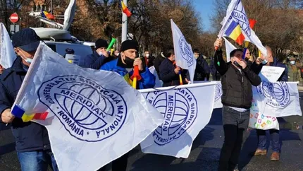 Protestele continuă pe bandă rulantă! Angajații CFR, revoltați după negocierile cu Guvernul „Ceferiştii s-au săturat să fie înjuraţi, iar Guvernul României refuză să le aprobe bugetele de venituri şi cheltuieli pe anul 2023”