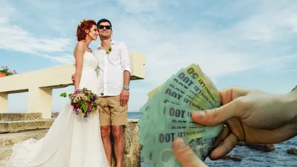 De câți bani ai nevoie dacă vrei să faci nunta pe plajă în România. Românii scot suma din buzunar fără să stea pe gânduri