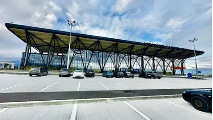 Aeroportul Internațional Brașov-Ghimbav, deschis de astăzi oficial! Prima aeronavă a aterizat la Brașov