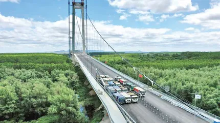 Al treilea cel mai mare pod construit peste Dunăre este inaugurat mâine! Este prima etapă a drumurile care va face legătura Brăila-Tulcea