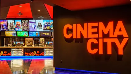 Pasul care a scos din groapă cel mai mare lanț de cinematografe! Cinema City și-a redus datoriile cu 4,53 miliarde de dolari „Suntem încântați și energizați de viitorul luminos dinaintea noastră”