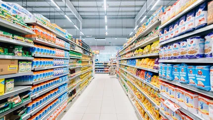Inspectorii Antifraudă verifică modul în care supermarketurile aplică reducerea preţurilor la alimentele de bază