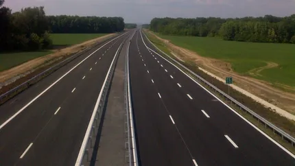 Vești noi despre Autostrada Sudului. Contractul pentru proiectarea lotului 4 Caransebeș-Lugoj va fi anulat. CNAIR a confirmat că turcii refuză să aducă actele necesare