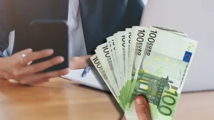 Cum poți câștiga 1200 de euro pe lună. Ce presupune jobul de commodity buyer