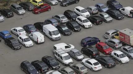 Locul de parcare din București care costă cât o garsonieră. Capitala găzduiește două milioane de mașini și de 10 ori mai puține spații pentru autoturisme