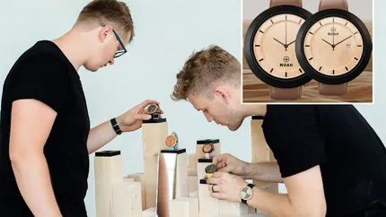 Doi suceveni au dat lovitura cu o afacere unică în România! Ruben și Iosif produc ceasuri din lemn, cu un design desăvârșit