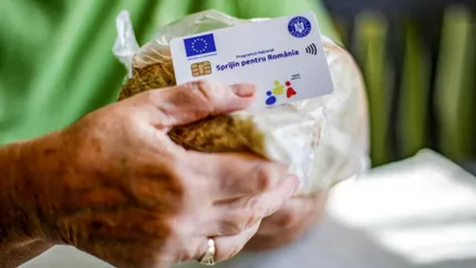 Se taie banii pentru românii care au carduri de alimente. Pensionarii vor primi mai puțini bani începând din 2025