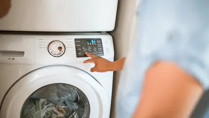 Ce face butonul secret de la mașina de spălat. Nu mulți oameni știu de existența lui