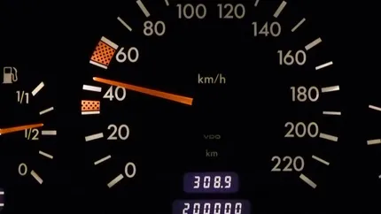 Românii sunt printre şoferii cu cei mai puţini kilometri conduşi anual. Care sunt ţările unde conducătorii auto parcurg cele mai lungi distanţe