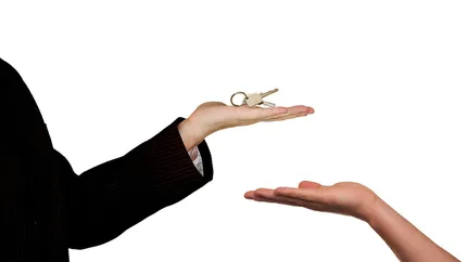 Prețuri de chilipir pe litoralul românesc. Localitatea în care un apartament cu două camere costă doar 5.000 de euro