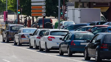 Autoturismele pe benzină și motorină vor fi interzise. De la ce dată nu le mai poți cumpăra