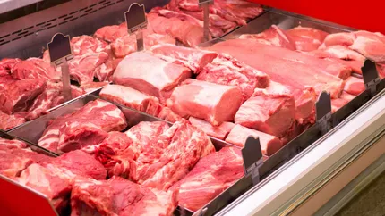 Cât costă carnea de porc înainte de Crăciun. Românii sunt disperaţi: Trebuie să cumpărăm indiferent de preţ
