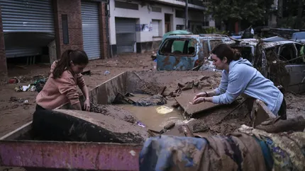 Crește numărul românilor morți la inundațiile din Spania. Anunțul autorităților