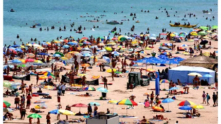 Cum cresc agențiile de turism vânzările. Care sunt destinațiile de vacanță preferate de români în 2025