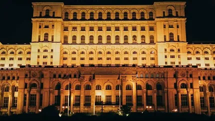 Firma care se va ocupa în 2025 de furnizarea energiei electrice la Palatul Parlamentului va da lovitura! Câți bani vrea să plătească statul