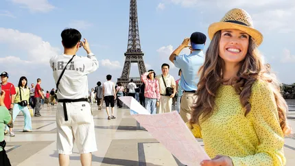 Turiștii din Paris, șocați de români. Cum au fost surprinși lângă Turnul Eiffel