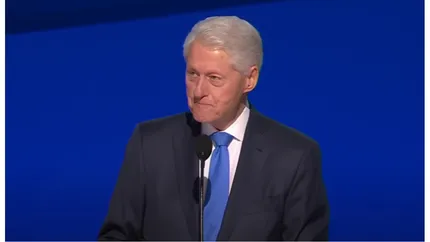 Bill Clinton, internat de urgență la spital. Fostul președinte american este sub observație, după ce a făcut febră