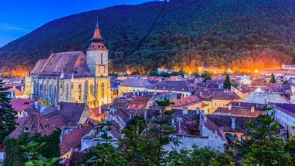 Se schimbă modul de taxare a turiștilor din 2026. Cum vor plăti cei care vizitează Brașovul sau Poiana Brașov