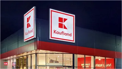 Ce fac angajații Kaufland după ora 22. De ce nu pleacă imediat acasă