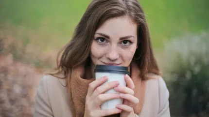 Cafeaua - prieten sau dușman al sănătății? Ce se întâmplă dacă bei cel puțin trei cești pe zi