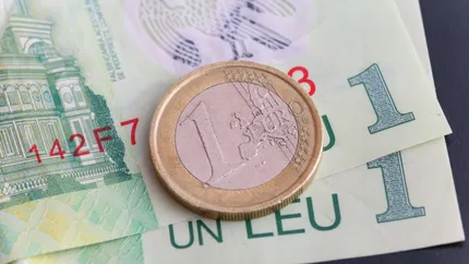Analiză - Ce se va întâmpla în 2025 cu leul în raport cu euro și dolarul. Care sunt cele mai mari riscuri pentru România