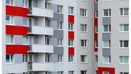 Taxa absurdă pe care o plătesc locuitorii unui complex rezidențial lună de lună: ”E de râs, dacă nu e de plâns. Penibil!”